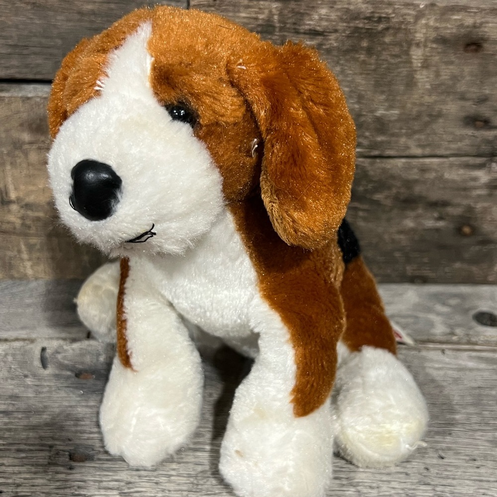 Beagle stuffed animal